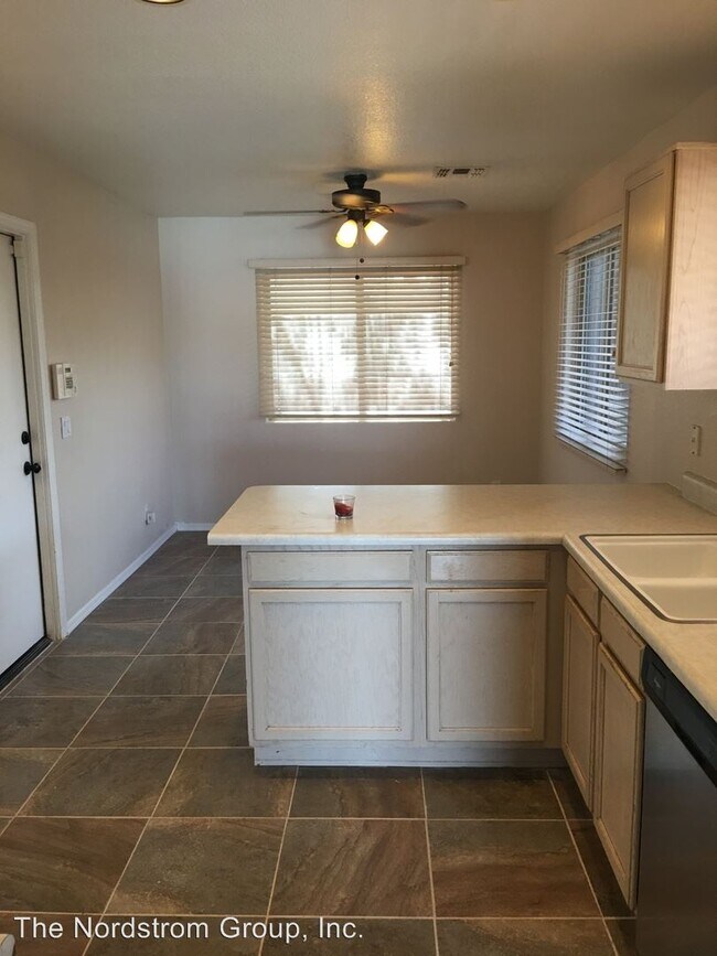 Foto del edificio - 3 br, 2 bath House - 10185 E Desert Mesa Dr