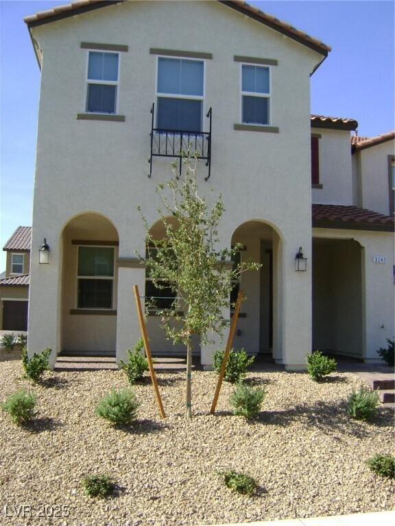 Foto principal - 3242 Trabia Ave