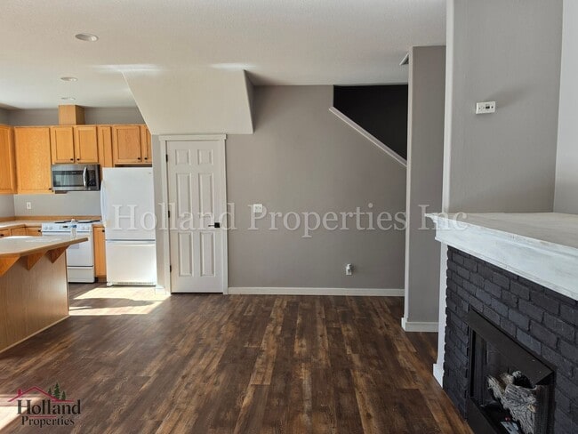 Building Photo - 3255 SW 179th Terrace