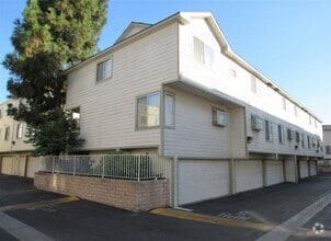 Unit 21, view from driveway - 11150 Glenoaks Blvd