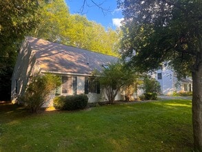 Building Photo - 63 Willow Grove Rd