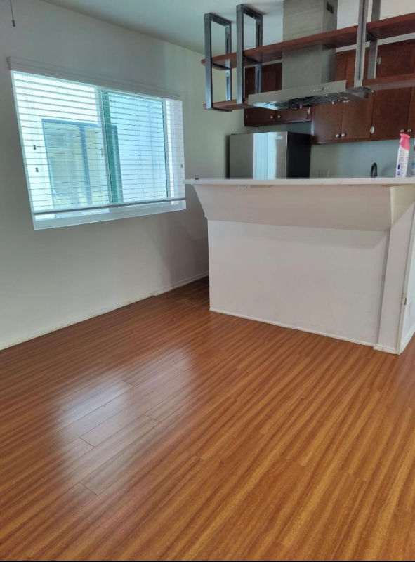 Foto del edificio - 2428 Penmar Ave