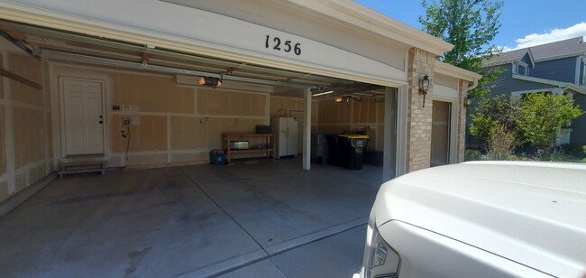 Garage - 1256 N Burlington Dr