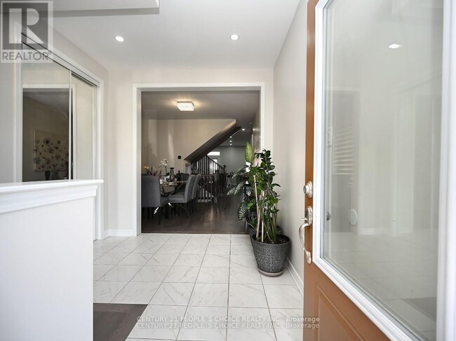 Photo du bâtiment - 34 Cyclone Trail