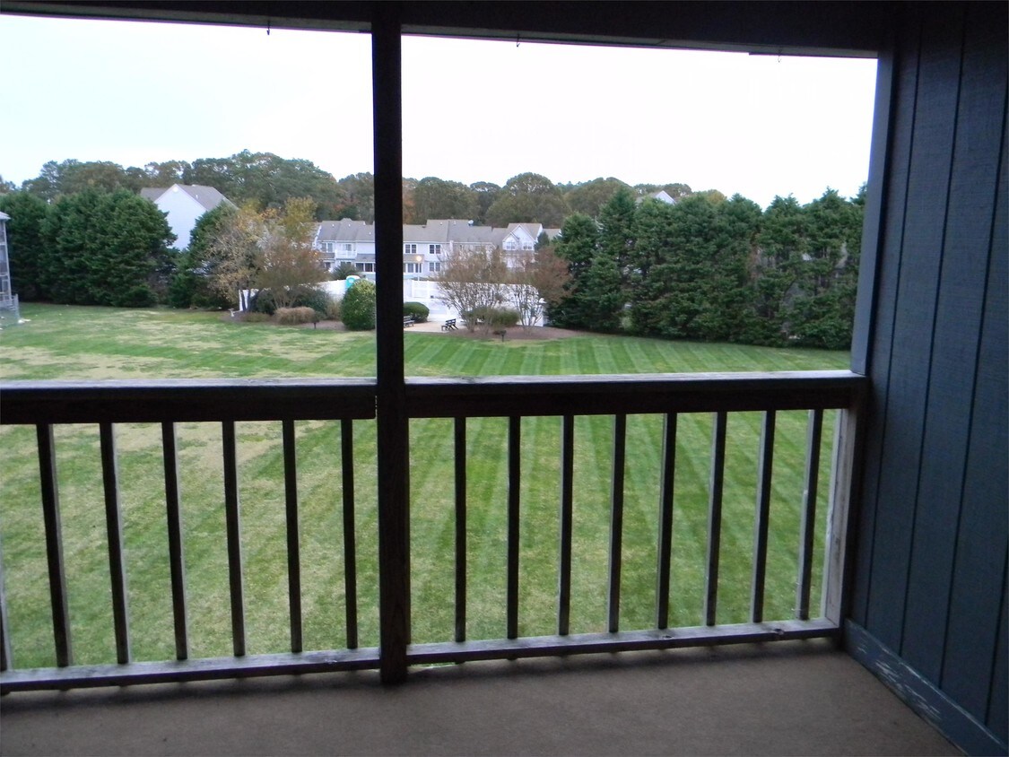 38979 Condo Dr, Rehoboth Beach, DE 19971 Townhome Rentals in Rehoboth Beach DE