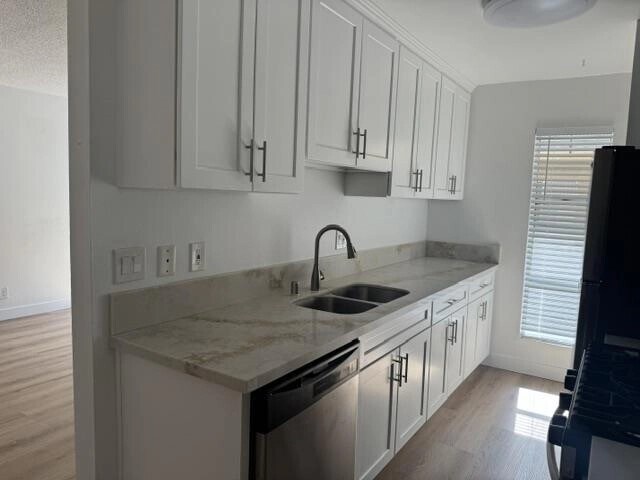 Foto del interior - 19925 Roscoe Ave.
