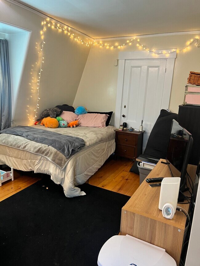 Foto del edificio - 4 Arlington Rd