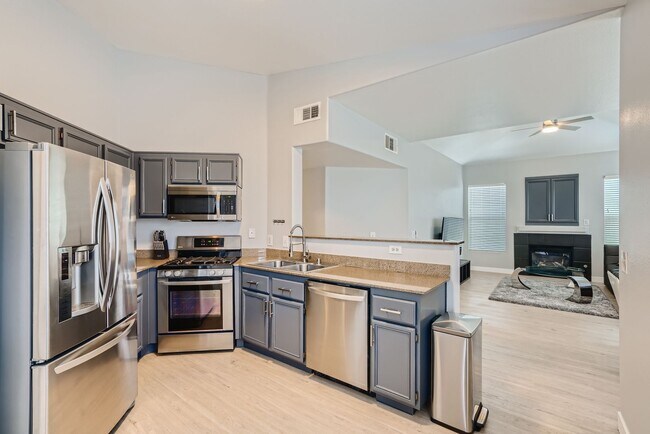 Building Photo - Fully Furnished-Gated-Brand New w/Pool, Sp...