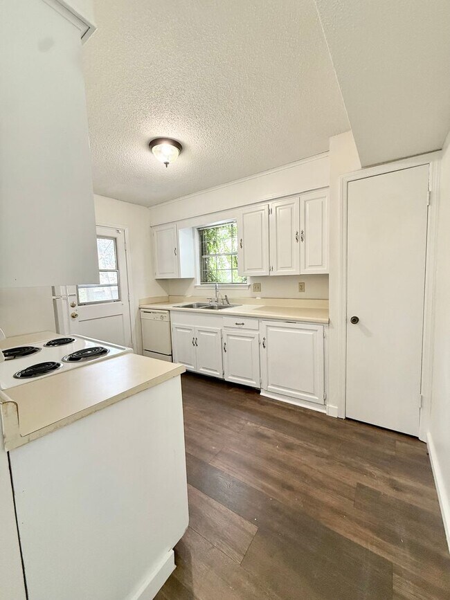 Foto del edificio - 1906 Brownwood Rd