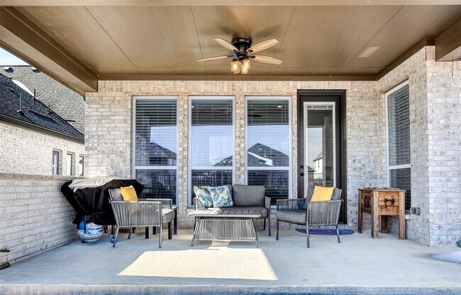 Foto del edificio - 3117 Maidenhair Ln