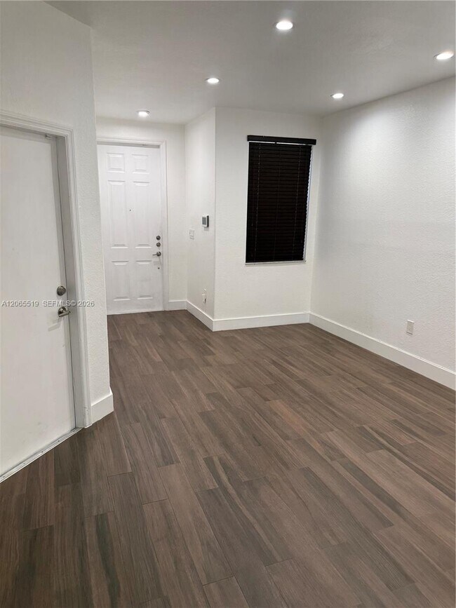 Foto del edificio - 15069 SW 9th Way