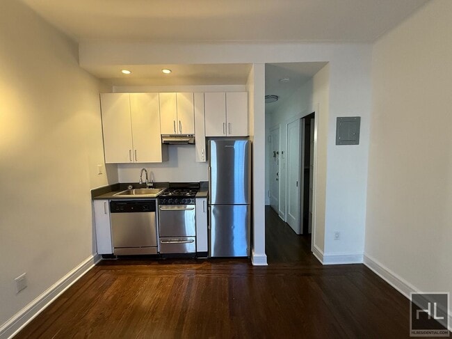 Foto del edificio - E 87 ST Near Lex. 4/5/6 & Q Train, Dishwasher & NO Broker's Fees!