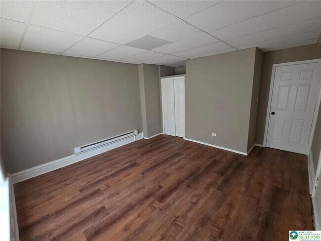 Foto del edificio - 334 N Ninth St