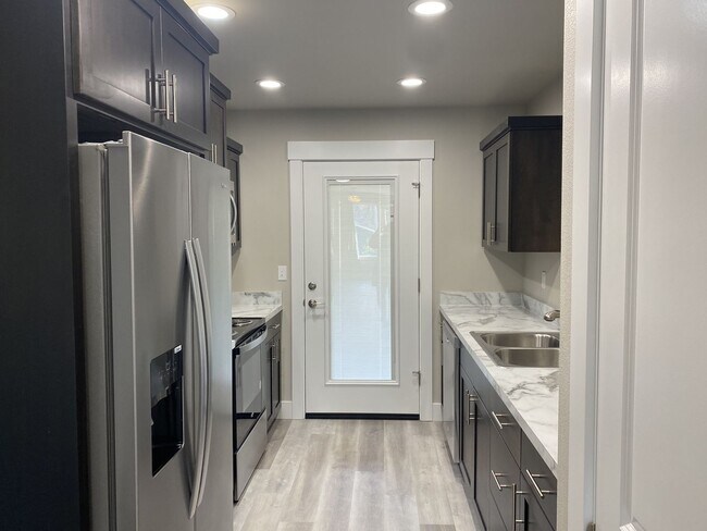 Foto del edificio - engk06