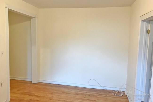 Foto del edificio - 572 Pacific St