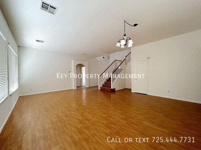 Foto del edificio - 4 BEDROOM SOUTHERN HIGHLANDS HOME WITH POO...