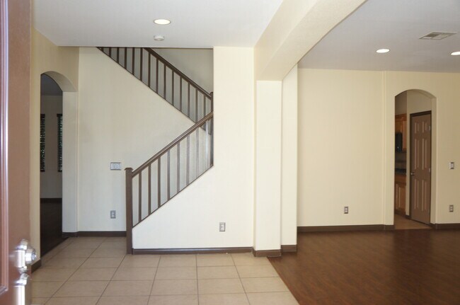 Foto del edificio - 5228 Cardinal Flower Ct