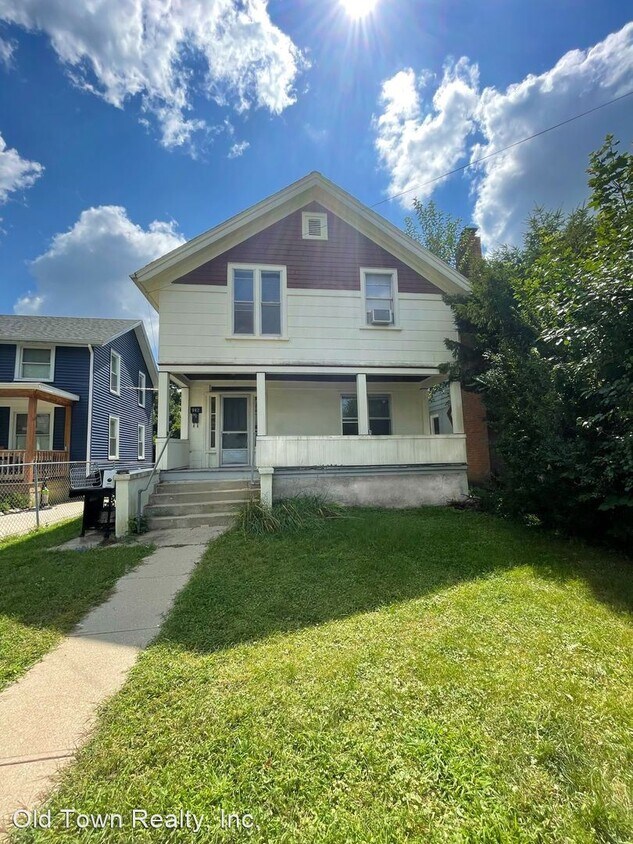 Primary Photo - 4 br, 2 bath House - 942 Woodlawn Ave