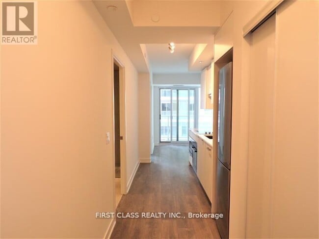 Building Photo - 99 Broadway Ave