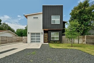 Building Photo - 1605 Grayford Dr