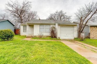 Building Photo - 4808 Sandage Ave