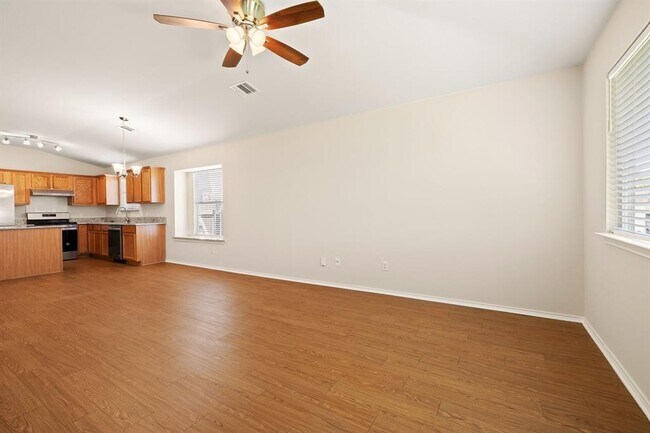 Building Photo - 1116 Miss Kimberly's Ln