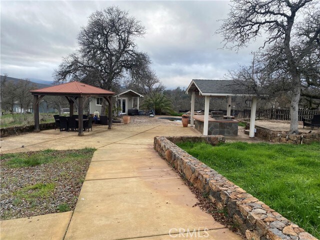 Foto del edificio - 21126 Yankee Valley Rd