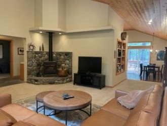 Building Photo - 14172 Davos Dr
