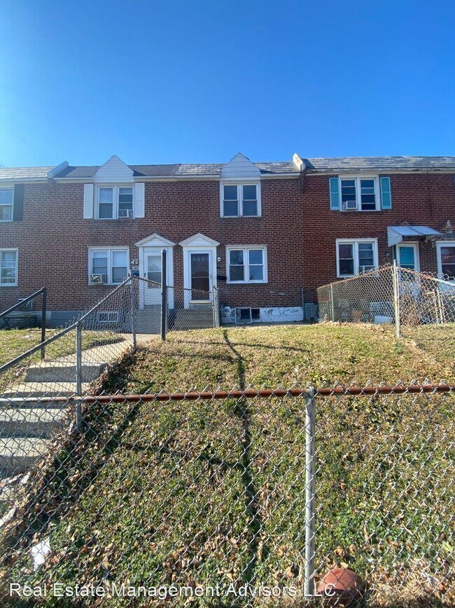 Building Photo - 3 br, 1.5 bath House - 144 W 21st Street