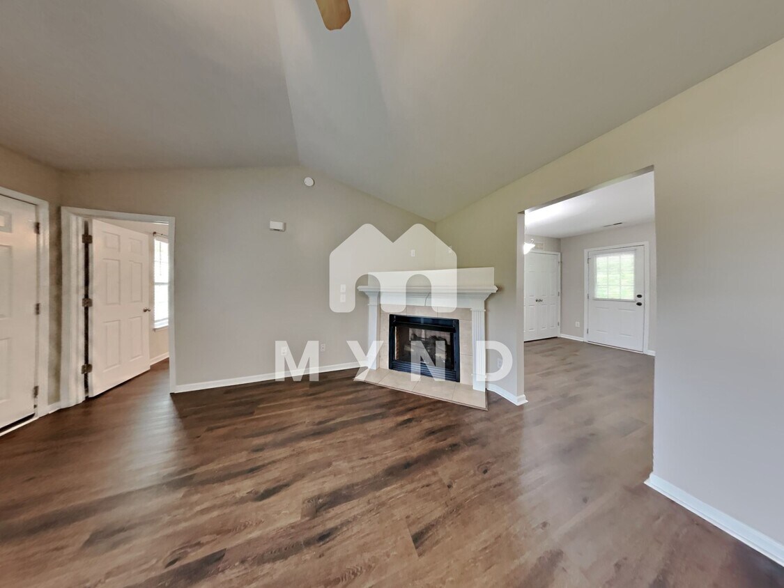 Primary Photo - 466 Barewood Dr