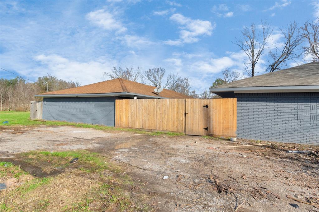 Primary Photo - 3655 Seabrook St