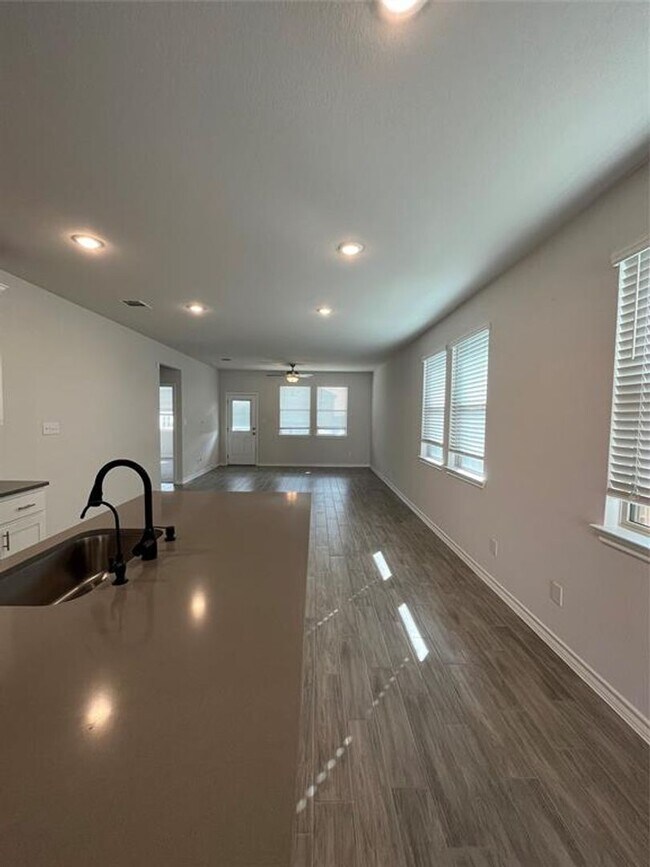 Building Photo - Perfect 3-Bedroom Home Available for Rent in Buda