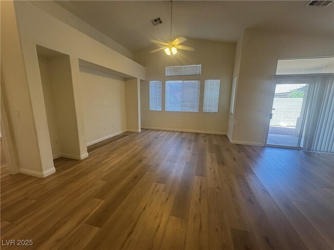 Building Photo - 6783 Quarterhorse Ln