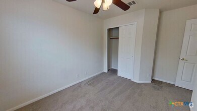Building Photo - 102 Hersee Ct