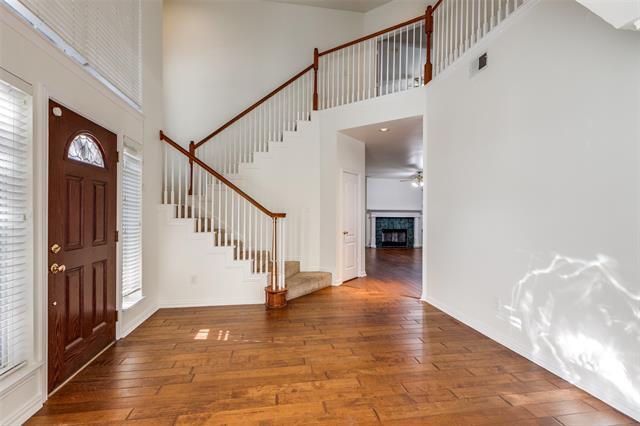Foto del edificio - 8924 High Meadows Dr