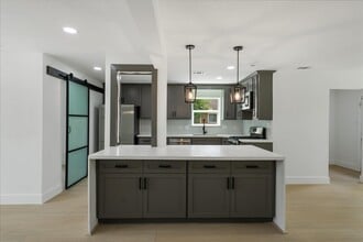 Building Photo - 3234 Cherry Springs Dr