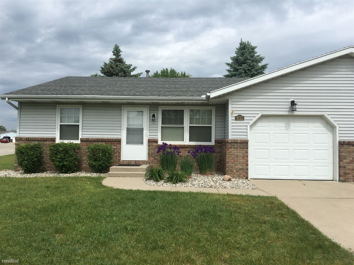 3 br, 2 bath - 6721 Pleasantview St NE - 3 br, 2 bath  - 6721 Pleasantview St NE