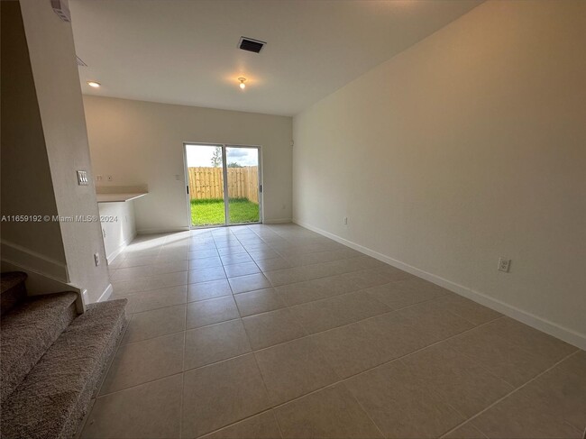 Foto del edificio - 16316 SW 291st St