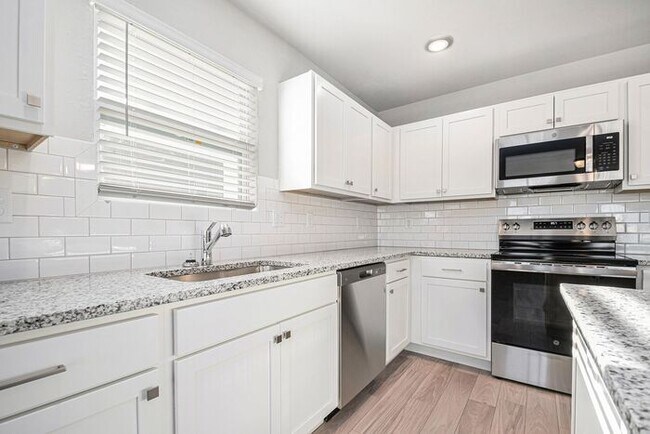 Foto del edificio - 1617 Kennedy