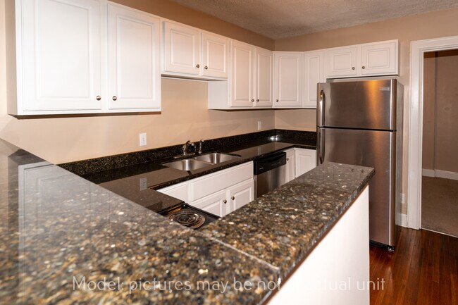 Foto del edificio - 1377 Northwest Boulevard