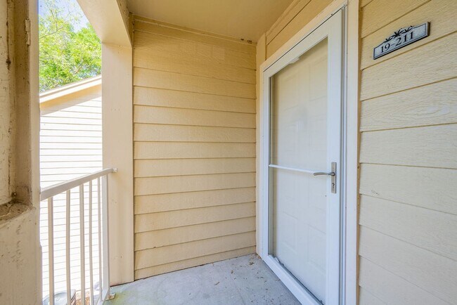 Foto del edificio - Ponte Vedra Beach 2nd Floor Condo Serene Water Views Private Beach Access and (1) Car Garage