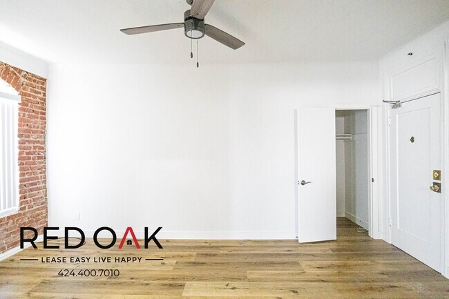 Building Photo - Marvelous Bright and Spacious Completely R...