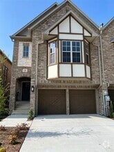 Building Photo - 112 Harwood Dr