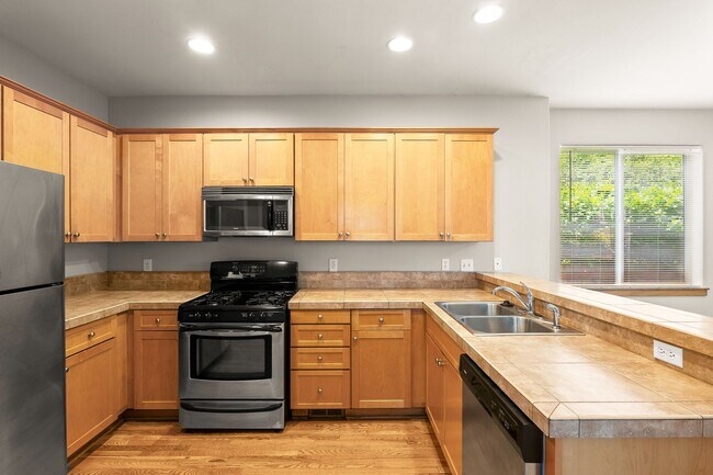 Foto del edificio - 3 Bed/ 2.5 Bath home in Woodstock neighbor...
