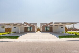 Building Photo - 1 N "E" St