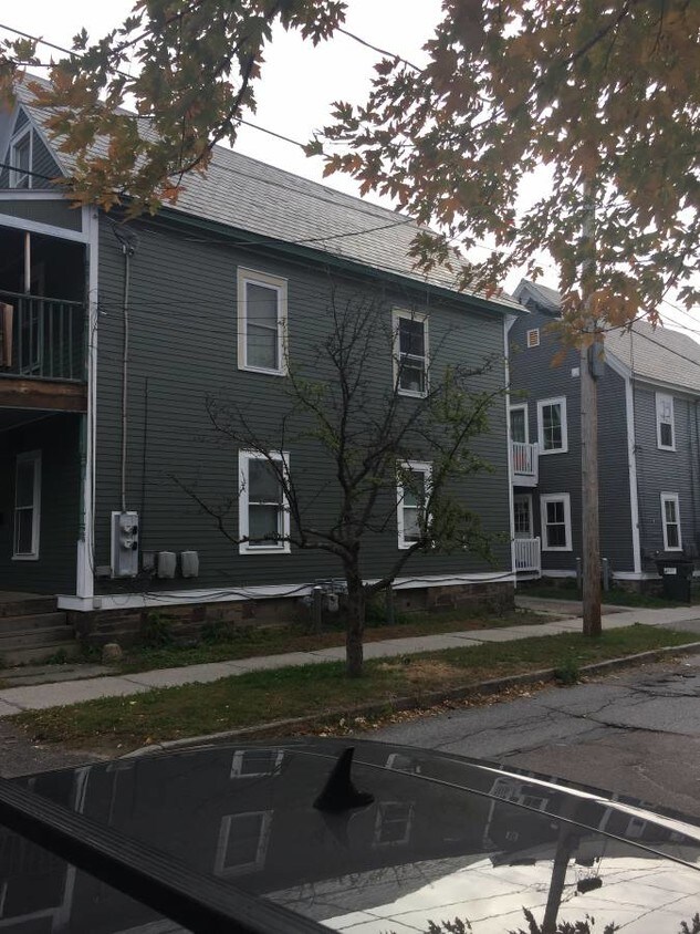 Primary Photo - 18 Johnson St