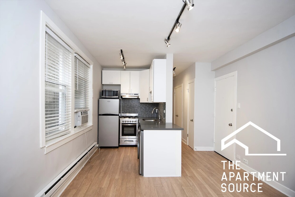 Photo - 511 West Belmont Ave. Unit 23