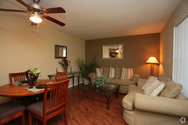 Interior Photo - Ranch at Rollingbrook
