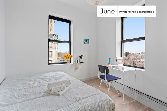 Foto del edificio - Room in Shared 4.0 bed/3 bath home