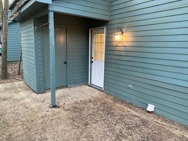 Foto del edificio - 54 Summer Oaks Dr
